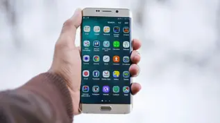 スマートフォン